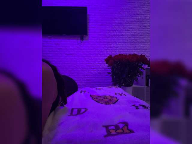 sweetkira25 live cam on BongaCams