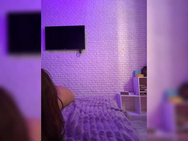 sweetkira25 live cam on BongaCams