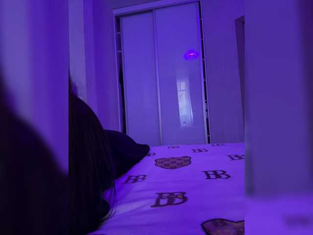 sweetkira25 live cam on BongaCams