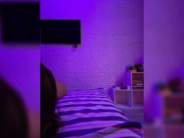 sweetkira25 live cam on BongaCams