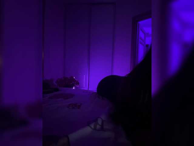 sweetkira25 live cam on BongaCams