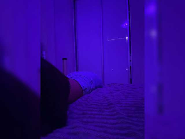 sweetkira25 live cam on BongaCams