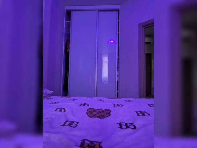 sweetkira25 live cam on BongaCams