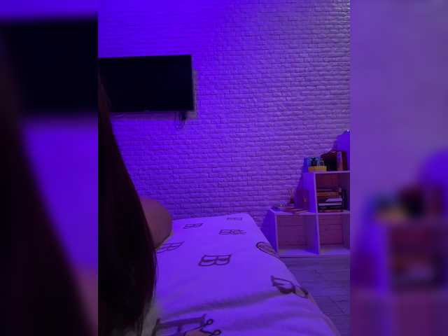 sweetkira25 live cam on BongaCams