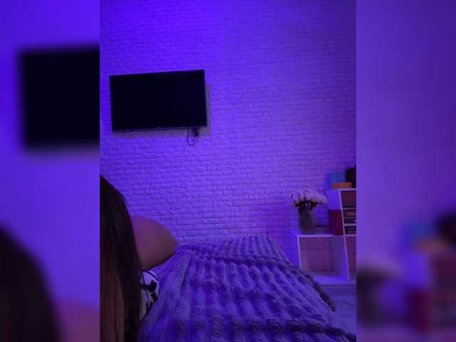 sweetkira25 live cam on BongaCams
