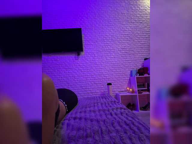 sweetkira25 live cam on BongaCams