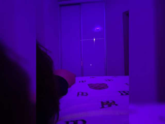 sweetkira25 live cam on BongaCams