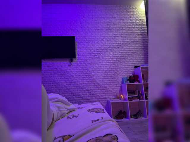 sweetkira25 live webcam show