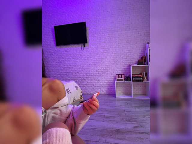 sweetkira25 live cam on BongaCams