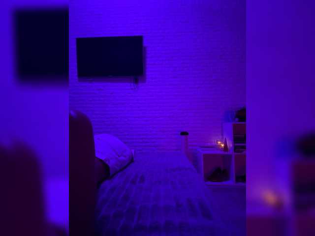 sweetkira25 live cam on BongaCams