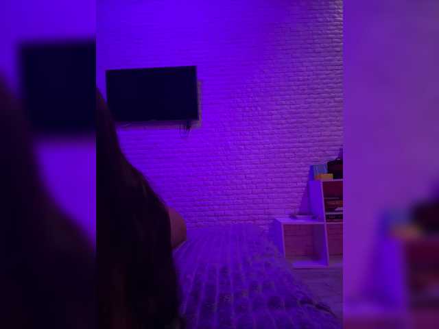 sweetkira25 live cam on BongaCams