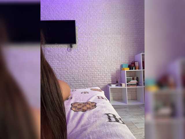 sweetkira25 live cam on BongaCams