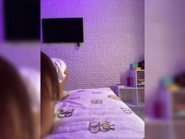 sweetkira25 live cam on BongaCams