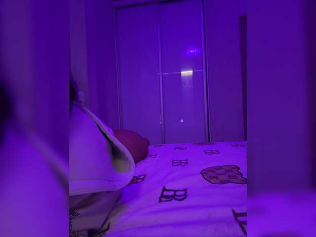sweetkira25 live cam on BongaCams