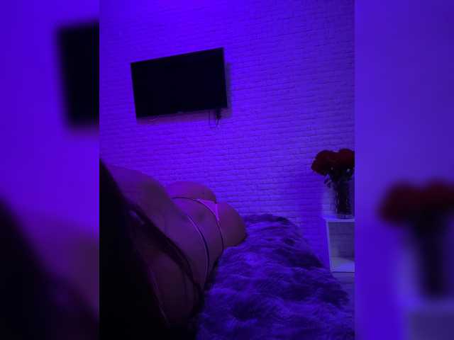 sweetkira25 live sex show