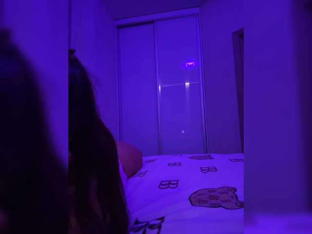 sweetkira25 live cam on BongaCams