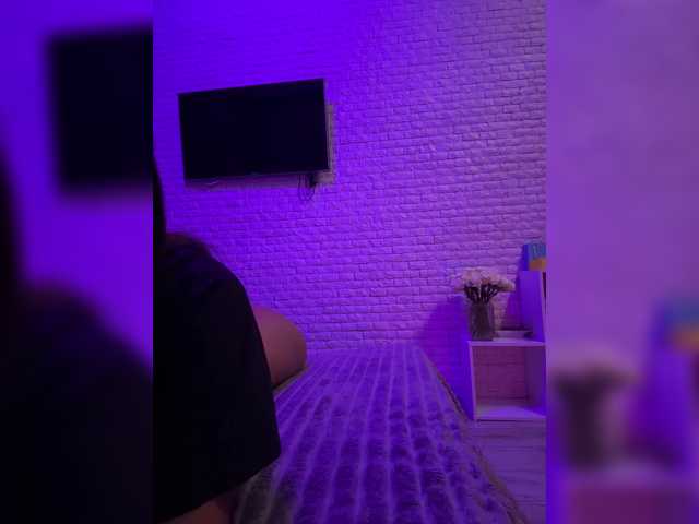sweetkira25 live cam on BongaCams