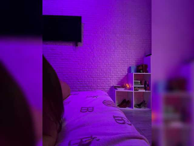 sweetkira25 live cam on BongaCams