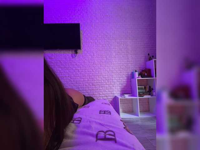 sweetkira25 live cam on BongaCams