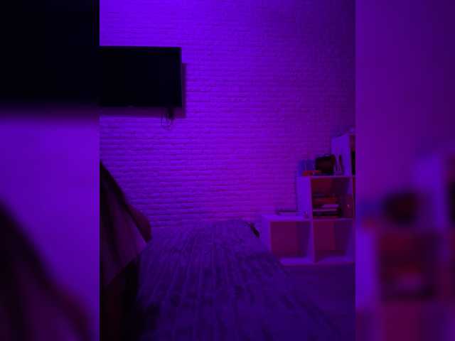 sweetkira25 live cam on BongaCams