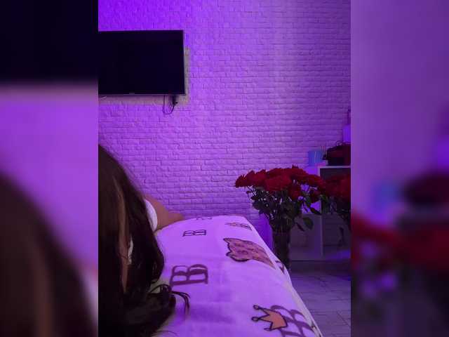 sweetkira25 live sex show