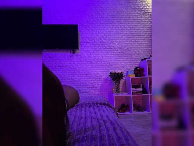 sweetkira25 live cam on BongaCams