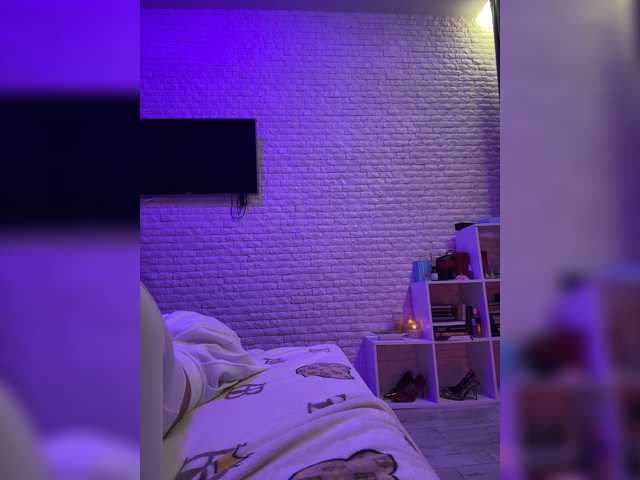 sweetkira25 live webcam show