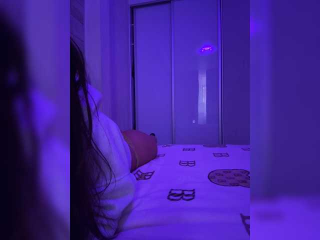 sweetkira25 live cam on BongaCams