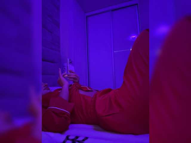 sweetkira25 live cam on BongaCams