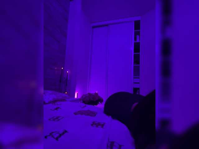 sweetkira25 live cam on BongaCams
