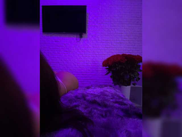 sweetkira25 live cam on BongaCams