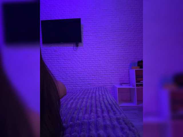 sweetkira25 live cam on BongaCams