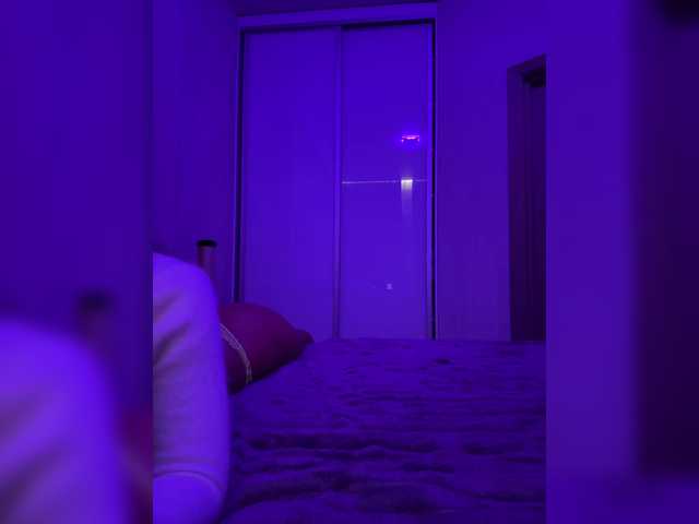 sweetkira25 live cam on BongaCams