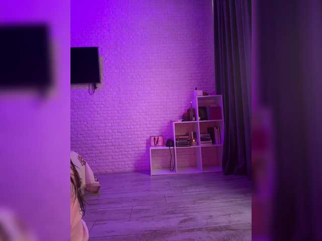 sweetkira25 live cam on BongaCams