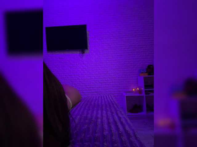 sweetkira25 live webcam show