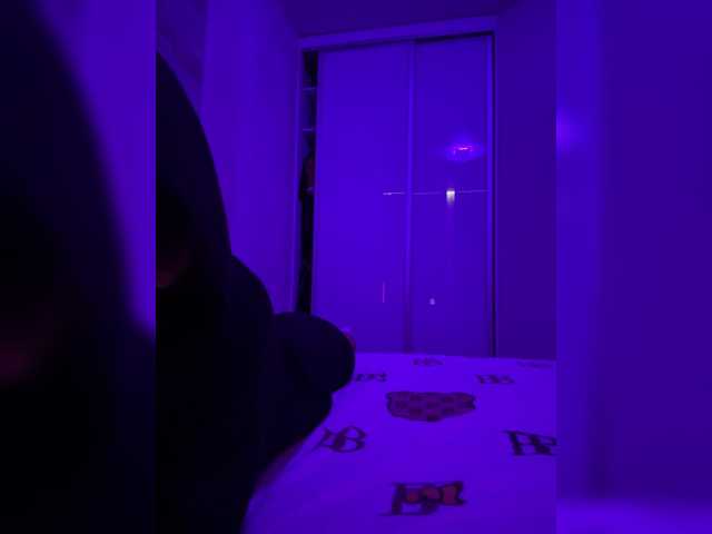 sweetkira25 live cam on BongaCams