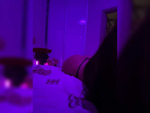 sweetkira25 live cam on BongaCams