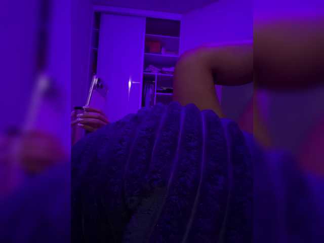 sweetkira25 live cam on BongaCams