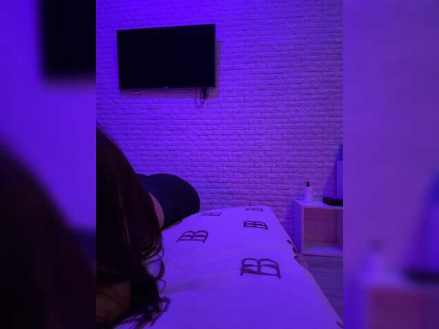 sweetkira25 live cam on BongaCams