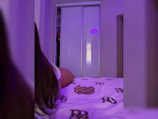 sweetkira25 live cam on BongaCams