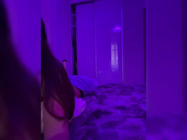 sweetkira25 live cam on BongaCams