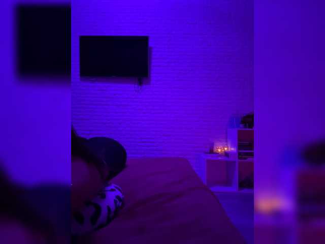 sweetkira25 live cam on BongaCams