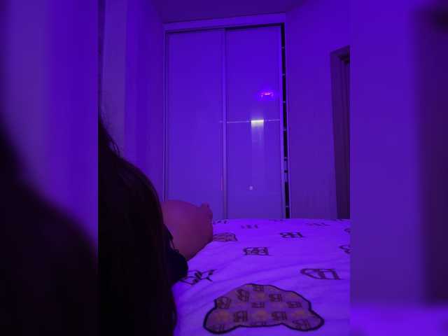 sweetkira25 live cam on BongaCams