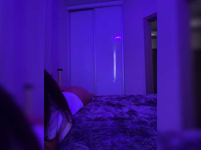 sweetkira25 live cam on BongaCams