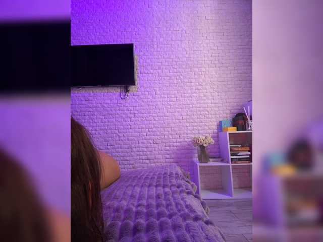 sweetkira25 live cam on BongaCams