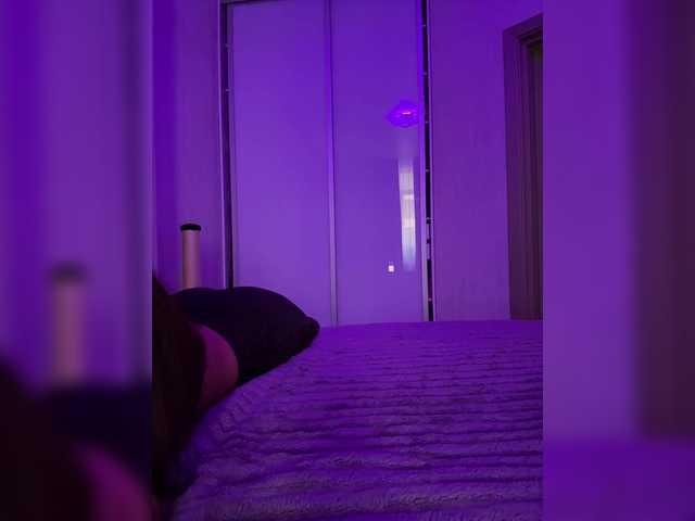 sweetkira25 live cam on BongaCams