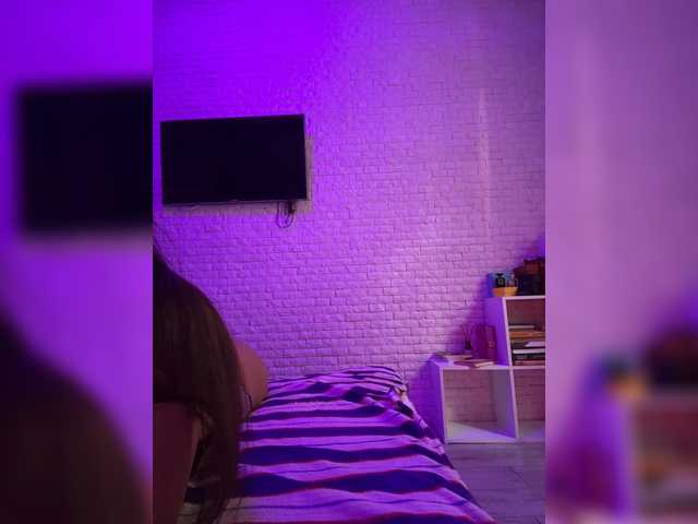 sweetkira25 live cam on BongaCams