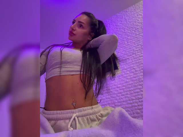 sweetkira25 live sex