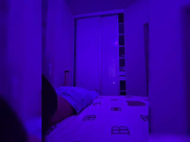 sweetkira25 live cam on BongaCams