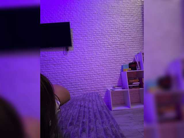 sweetkira25 live cam on BongaCams